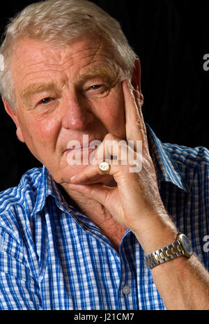 Sir Paddy Ashdown a photographié à son domicile à Somerset, Royaume-Uni Banque D'Images