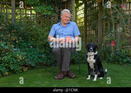 Sir Paddy Ashdown a photographié à son domicile à Somerset, Royaume-Uni Banque D'Images