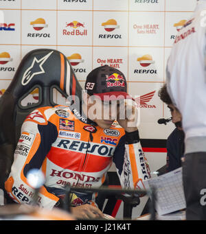 Austin, Texas, États-Unis. Apr 23, 2017. REPSOL Honda Team Rider # 23 ''MARC MARQUEZ'' se préparer pour le dernier tour d'échauffement. Credit : Hoss Mcbain/ZUMA/Alamy Fil Live News Banque D'Images