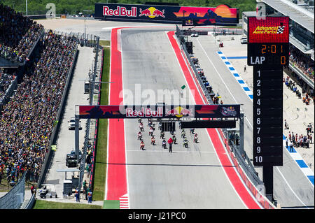 Austin, Texas, États-Unis. Apr 23, 2017. 23 avril 2017 : MotoGP commencer lors du Red Bull Grand Prix of the Americas. Austin, Texas. Mario Cantu/CSM Crédit : Cal Sport Media/Alamy Live News Banque D'Images