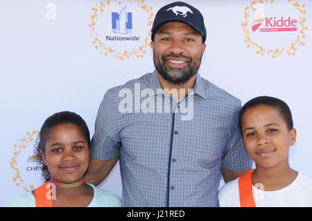 Culver City, CA, USA. Apr 23, 2017. 23 avril 2017 - Culver City, Californie - Derek Fisher. Sécurijeunes 2017 tenue à jour Smashbox Studios à Culver City. Crédit photo : Birdie Thompson/AdMedia Crédit : Birdie Thompson/AdMedia/ZUMA/Alamy Fil Live News Banque D'Images