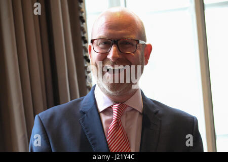 Westminster, London, UK. 24 avril, 2017. Leader de l'UKIP Paul Nuttall, DÉPUTÉ EUROPÉEN. Leader de l'UKIP Paul Nuttall, DÉPUTÉ EUROPÉEN fait une politique de l'UKIP annonce lors d'une conférence de presse à Westminster. Credit : Dinendra Haria/Alamy Live News Banque D'Images