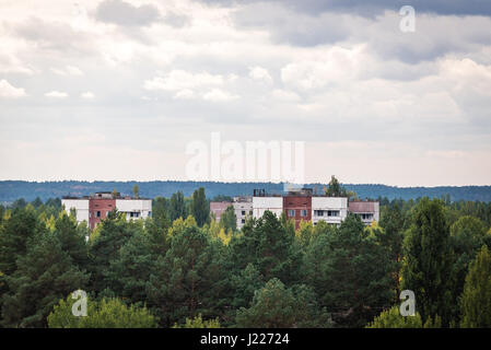 Les immeubles à appartements dans la ville fantôme de Pripyat Tchernobyl autour du phénomène de catastrophe du réacteur nucléaire en Ukraine Banque D'Images