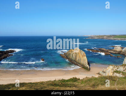 Vue de la plage de en Mexota Tapia de Casariego, Asturias - Espagne Banque D'Images