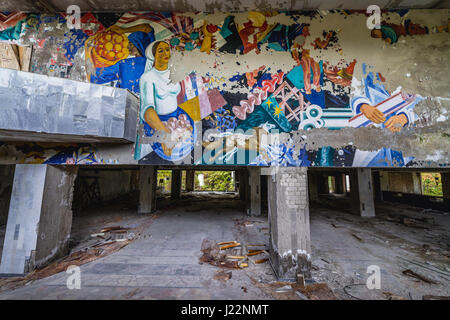 Intérieur du Palais de la Culture Energetik dans la ville fantôme de Pripyat de centrale nucléaire de Tchernobyl en Ukraine, la zone d'Aliénation Banque D'Images