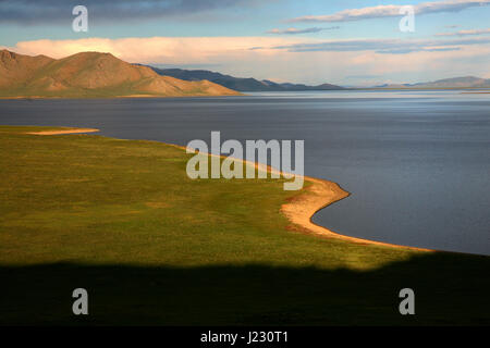 Lac Blanc, Terkhiin Tsagaan Nuur, steppe du Nord, l'Arkhangai Aimag, Mongolie Banque D'Images