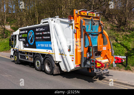 Camion Poubelle service collecte des déchets conseil UK Royaume-Uni l'Angleterre de l'élimination des déchets accueil camion Banque D'Images