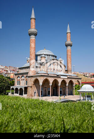 ISTANBUL, TURQUIE - 10 juillet, 2014 : Miniaturk park à Istanbul, Turquie. Format de Manisa Mosquée Muradiye à Manisa. Sultan Ottoman Murad a construit Banque D'Images