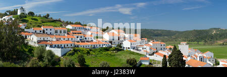 Le Portugal, l'Algarve, Odeceixe village sur la Costa Vicentina Banque D'Images