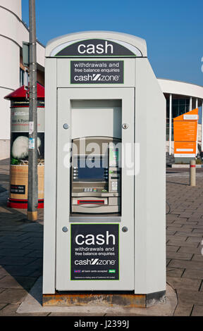 Zone de trésorerie machine ATM Bridlington East Yorkshire England UK Royaume-Uni GB Grande Bretagne Banque D'Images