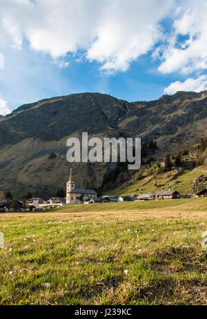 Champagny Le Haut, village de montagne en Tarentaise, Savoie, France. Situé au début de la Parc National de la vanoise, une beauti. Banque D'Images