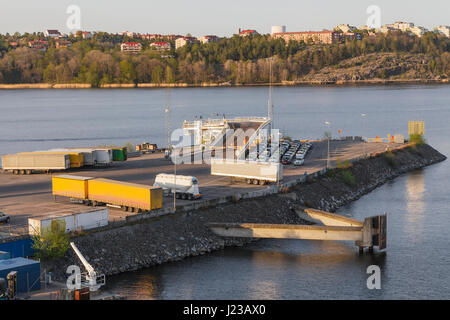 Quai de chargement pour le traversier. Stockholm. La Suède Banque D'Images