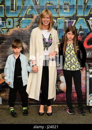 Kate Garraway participant à la première européenne de gardiens de la Galaxie Vol. 2 tenue à l'Eventim Apollo, Londres. ASSOCIATION DE PRESSE Photo. Photo date : lundi 24 avril, 2017. Voir PA story SHOWBIZ Galaxie. Crédit photo doit se lire : Ian West/PA Wire Banque D'Images