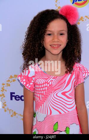 Culver City, CA. Apr 23, 2017. Chloe Coleman aux arrivées de Safe Kids Day, Smashbox Studios, Culver City, CA, le 23 avril 2017. Credit : Priscilla Grant/Everett Collection/Alamy Live News Banque D'Images