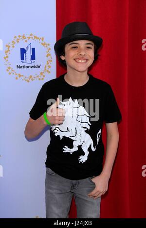 Culver City, CA. Apr 23, 2017. Hunter Peyton aux arrivées de Safe Kids Day, Smashbox Studios, Culver City, CA, le 23 avril 2017. Credit : Priscilla Grant/Everett Collection/Alamy Live News Banque D'Images