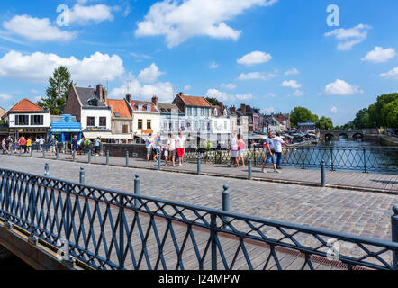 La rivière Somme et de Quai bleu dans le quartier St-Leu, Amiens, Picardie, France Banque D'Images