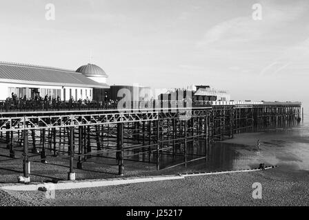 Nouvelle jetée à Hastings, East Sussex, UK Banque D'Images