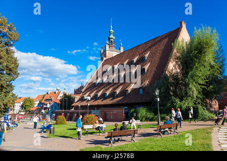 Le Grand Moulin construit par les Chevaliers Teutoniques en style gothique à Gdansk, Pologne Banque D'Images