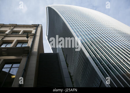 Bâtiment famouse talkie walkie à Londres Banque D'Images