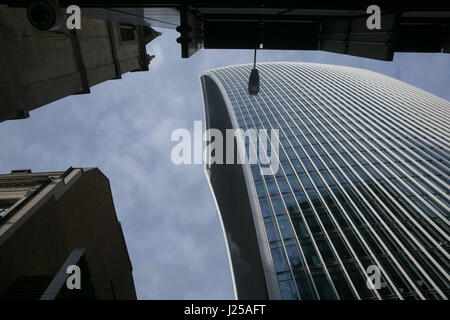 Bâtiment famouse talkie walkie à Londres Banque D'Images