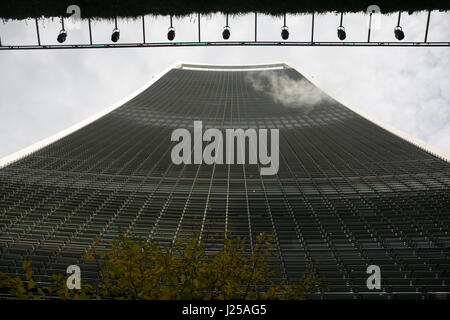 Bâtiment famouse talkie walkie à Londres Banque D'Images