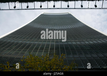 Bâtiment famouse talkie walkie à Londres Banque D'Images