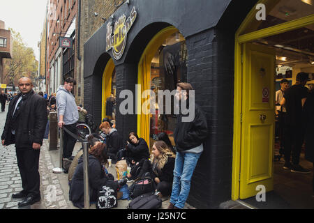 Dr martens shop london covent garden