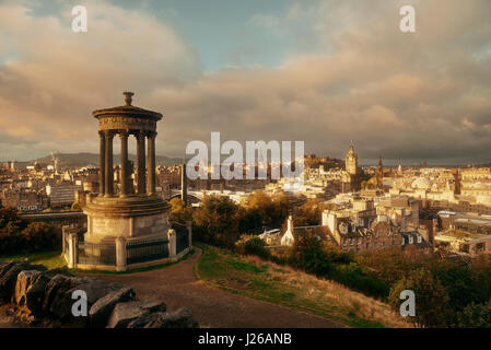 Edinburgh City skyline vue de Calton Hill. United Kingdom. Banque D'Images