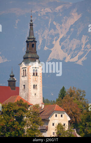 Église de l'île dans le lac de Bled en Slovénie. Banque D'Images