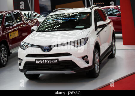 Belgrade, Serbie - le 23 mars 2017 : nouvelle Toyota RAV4 Hybrid présenté à Belgrade 53è International Motor Show - MSA (OICA). Banque D'Images