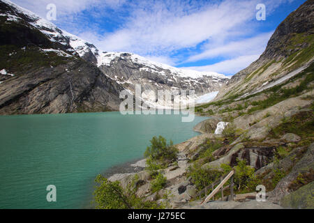 Nigardsbreen glacier dans le parc national de Jostedalsbreen près du village de Gaupne dans la vallée de Jostedalen, lustre, comté de Sogn og Fjordane, Norvège Banque D'Images