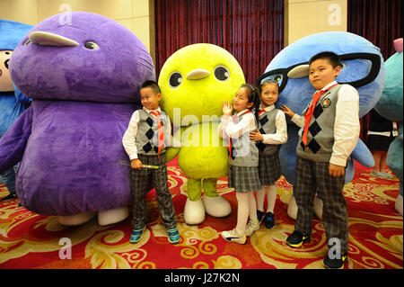 Hangzhou, Chine. Apr 26, 2017. La 13e China International Cartoon & Animation Festival a lieu du 26 avril au 1er mai à Hangzhou, Zhejiang Province de Chine orientale. Crédit : SIPA Asie/ZUMA/Alamy Fil Live News Banque D'Images