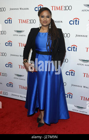 New York, USA. 25 avril, 2017. Ava DuVernay directeur assiste à la fois à Gala 100 Frederick P. Rose Hall le 25 avril 2017 à New York. Credit : Debby Wong/Alamy Live News Banque D'Images