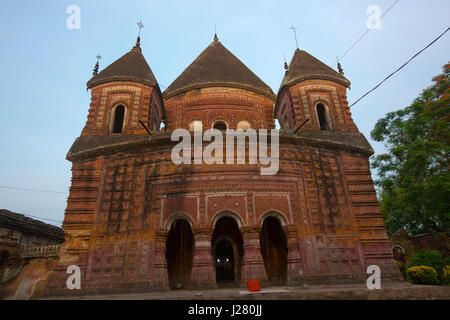 Le Temple à Govinda Pancharatna Puthia à Rajshahi, Bangladesh. Banque D'Images