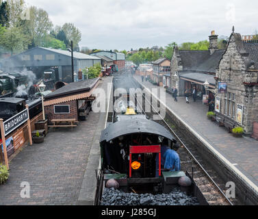 Le train à vapeur Royal Scot entrée en Bridgnorth, Shropshire, West Midlands, Royaume-Uni. Severn Valley Railway. Banque D'Images