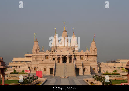 Temple BAPS Shri Swaminarayan Mandir Pune Maharashtra Banque D'Images