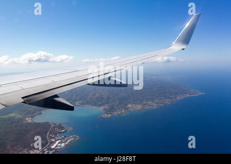 La Jamaïque, à Montego Bay, en Jamaïque, d'atterrissage, Vol au dessus de Montego Bay Banque D'Images