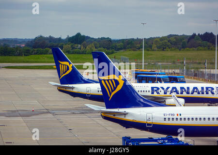 Ryanair Beoing 737 aéronefs à l'aéroport de Stansted Banque D'Images