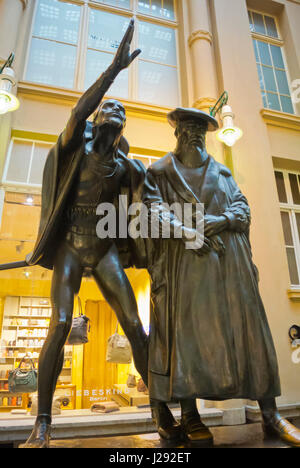 Statue de Faust et Méphistophélès, en face de l'Auerbachs Keller, Mädler-Passage, Altstadt, la vieille ville, Leipzig, Saxe, Allemagne Banque D'Images