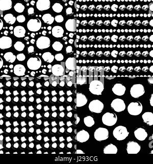 Seamless Vector pattern set avec des cercles coups de pinceau. Doodle en noir et blanc. Quatre Grungy origines. Abstract hand drawn illustrations. Illustration de Vecteur