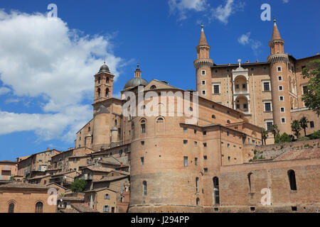 Palais Ducal, le Palais des Doges, de la Renaissance, Urbino, Marches, Italie Banque D'Images