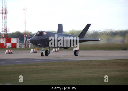 Lakenheath, Suffolk, Angleterre, 25 Apr 2017 - USAF F-35A Lightning II jet à RAF Lakenheath du 34e Escadron de chasse, Hill Air Force Base, dans l'Utah Banque D'Images