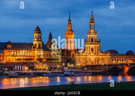 La Cathédrale de Dresde, ou la cathédrale de la Sainte Trinité, Dresde, précédemment l'Église catholique de la Cour Royale de Saxe, appelée en allemand Kathol Banque D'Images