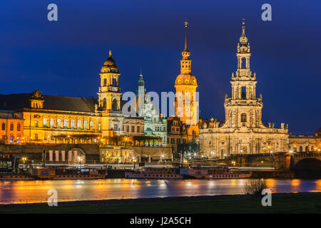 La Cathédrale de Dresde, ou la cathédrale de la Sainte Trinité, Dresde, précédemment l'Église catholique de la Cour Royale de Saxe, appelée en allemand Kathol Banque D'Images