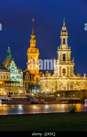 La Cathédrale de Dresde, ou la cathédrale de la Sainte Trinité, Dresde, précédemment l'Église catholique de la Cour Royale de Saxe, appelée en allemand Kathol Banque D'Images