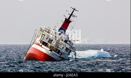 Détroit de Bransfield, Antarctique. Photo historique du premier navire de l'Antarctique explorer Little Red (Navire) naufrage du 23 novembre. L'année 2007. Banque D'Images