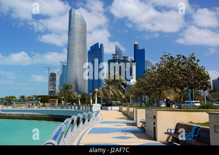 En front de mer Corniche Abu Dhabi, Émirats arabes unis, Moyen Orient Banque D'Images