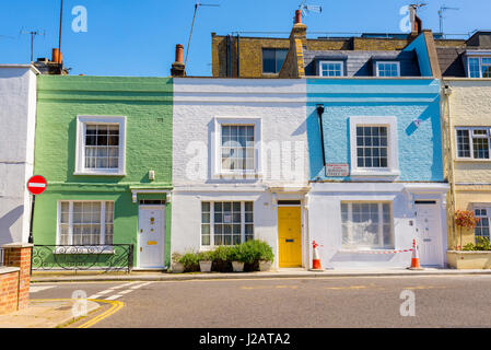 De couleur pastel britannique victorien restauré maisons dans Tonbridge street, Royal Borough de Kensington et Chelsea, London, UK Banque D'Images