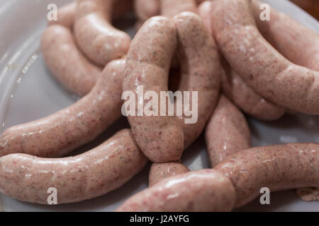 Close-up de saucisses en usine Banque D'Images