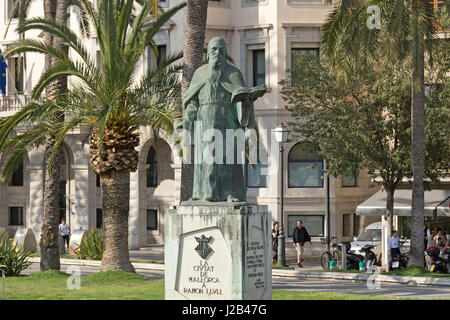 Statue de Ramon Llull à Palma de Majorque, Espagne Banque D'Images